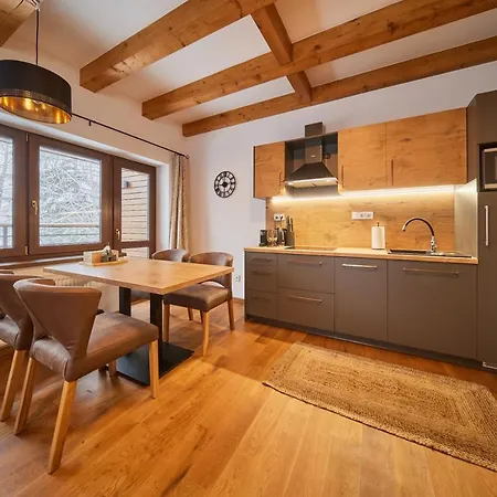Vlci Stopa Appartement Pec pod Sněžkou